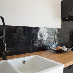 Carrelage Zellige Marocain Noir N°5 10x10 cm - Ti'ma Stone