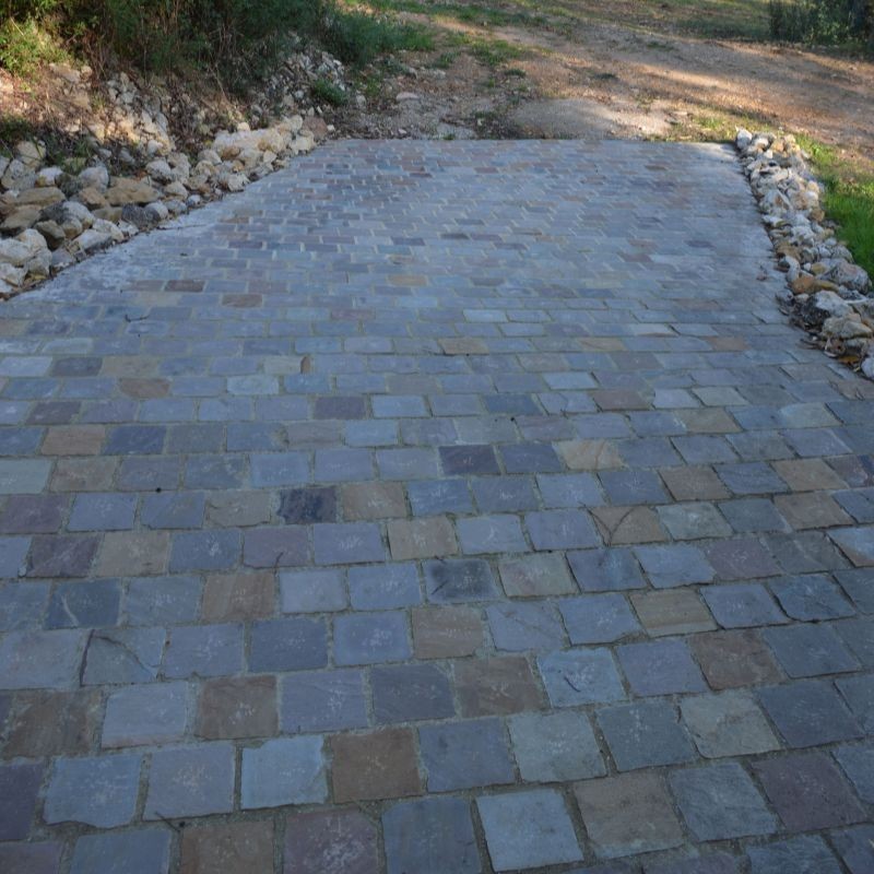 Pavé pierre naturelle Grès Kandla Multicolore 14x14x3-5 cm - Ti'ma Stone