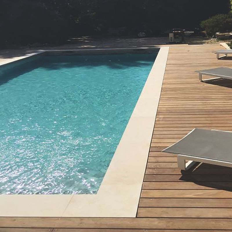 Margelle de piscine Ibiza finition sablée brossée - Ti'ma Stone