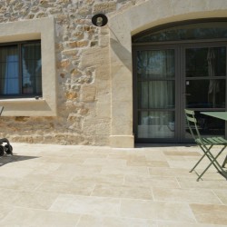 Dallage Travertin Beige Clair 1er choix 61x40,6x1,2 cm -Ti'ma Stone
