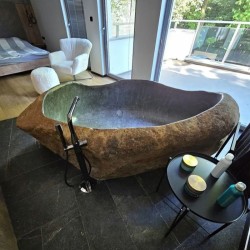 Baignoire pierre naturelle Basalte Rock Naturel - Ti'ma Stone