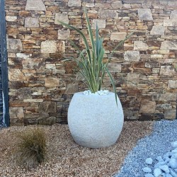 Pot à plante en pierre naturelle Montpellier prestige - Rome - Ti'ma Stone