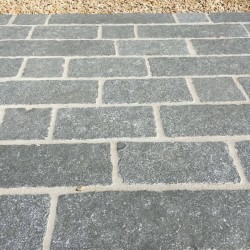 Pavé pierre naturelle Tandur Gris Longueur Libre x15x2,2 cm - Ti'ma Stone