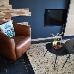 Dallage Granit Noir finition adoucie 60x40x1,5 cm - Ti'ma Stone
