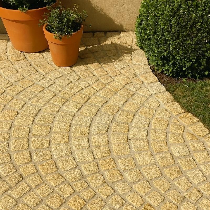 Pavé en pierre naturelle Granit Jaune 10x10x8 cm - Ti'ma Stone