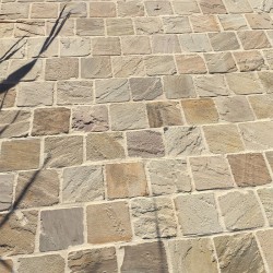 Pavé pierre naturelle Grès Kandla Beige 14x14x3-5 cm - Ti'ma Stone