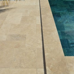 Margelle Travertin Beige Mix 61x25x3 cm Bord 1/2 Rond - Ti'ma Stone
