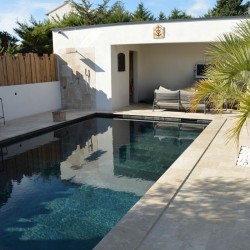 Margelle Travertin Beige Mix 61x25x3 cm Bord 1/2 Rond - Ti'ma Stone