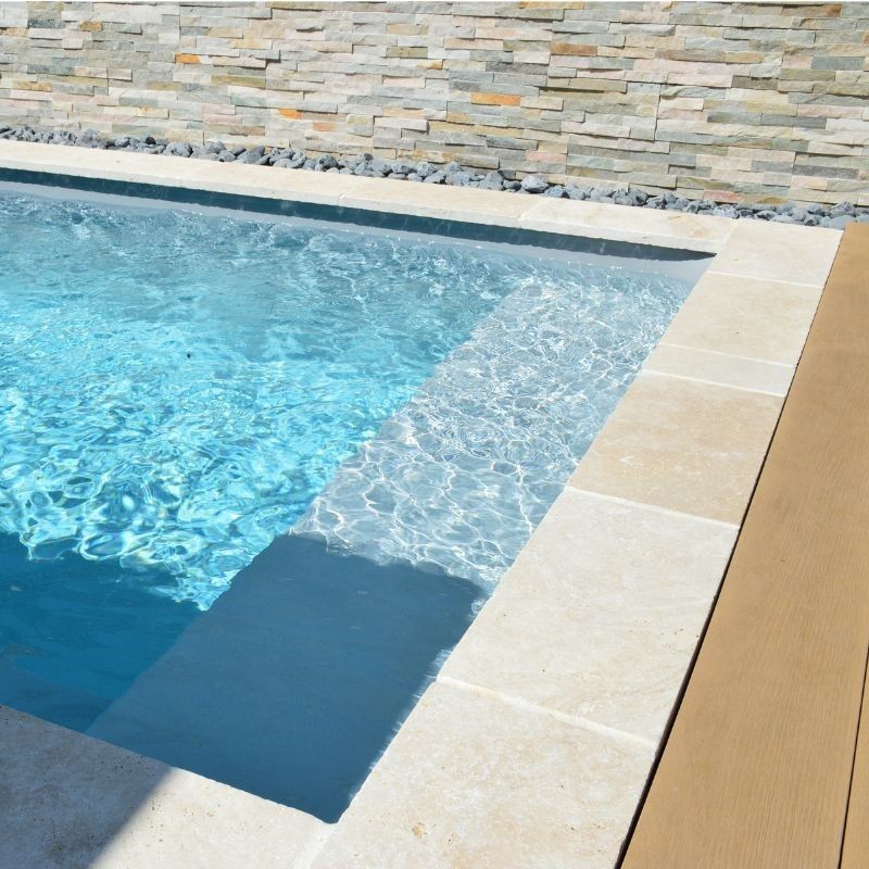 Margelle Travertin Beige Clair 61x33x5 cm Bord droit - Ti'ma Stone