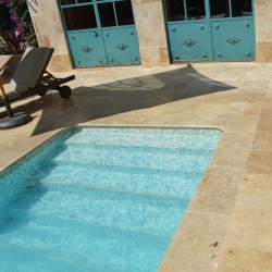 Margelle Travertin Beige Rustic 61x33x3cm Bord Droit - Ti'ma Stone