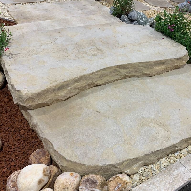 Pas Japonais irrégulier Pierre Atlas Beige 130-110x70-60x5 cm - Ti'ma Stone