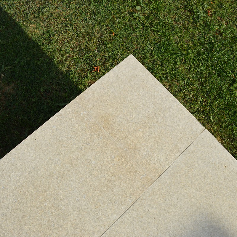 Dallage Sinaï Beige Sablé Brossé - 60x40x2 cm - Ti'ma Stone