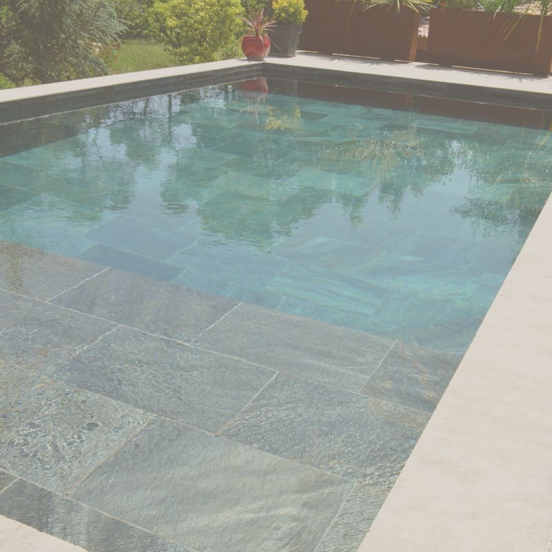 Dallage intérieur de piscine
