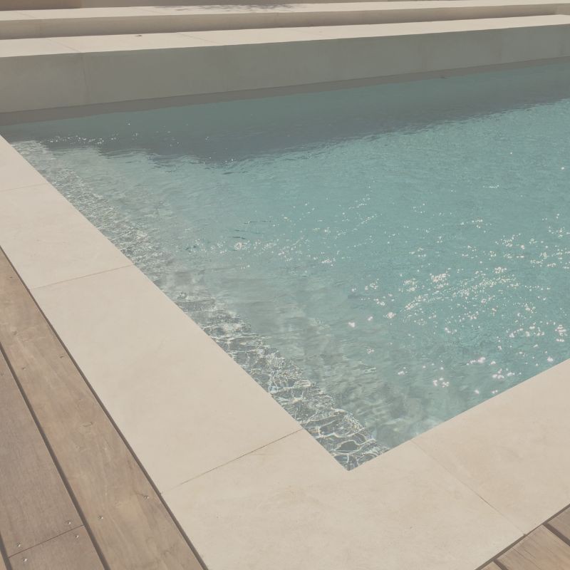 Margelles de piscine