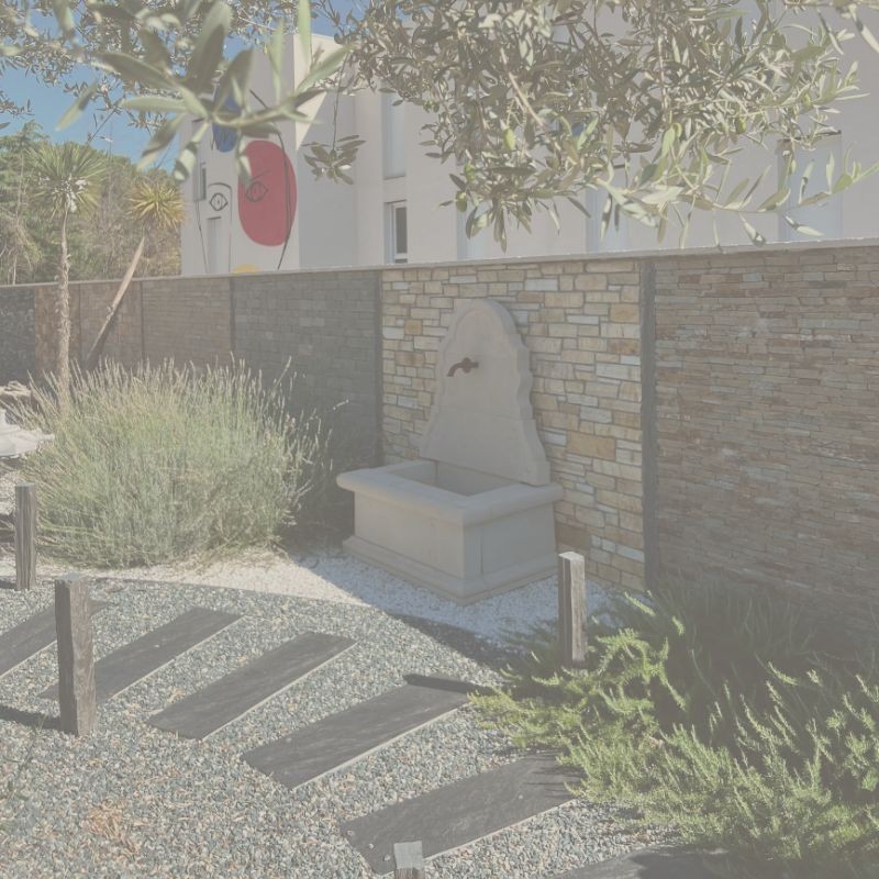 Fontaines & Lanternes de jardin