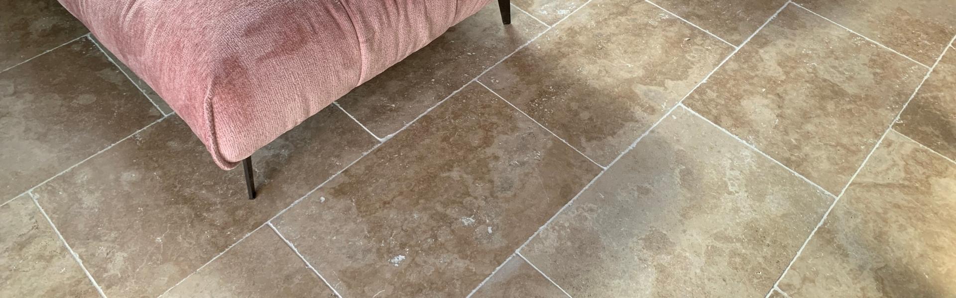 Carrelage travertin intéirieur